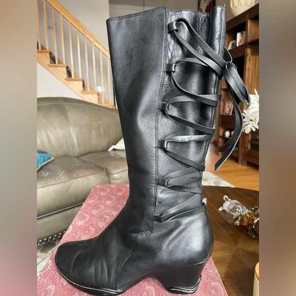 Sofft black lace up boots - Picture 1 of 5